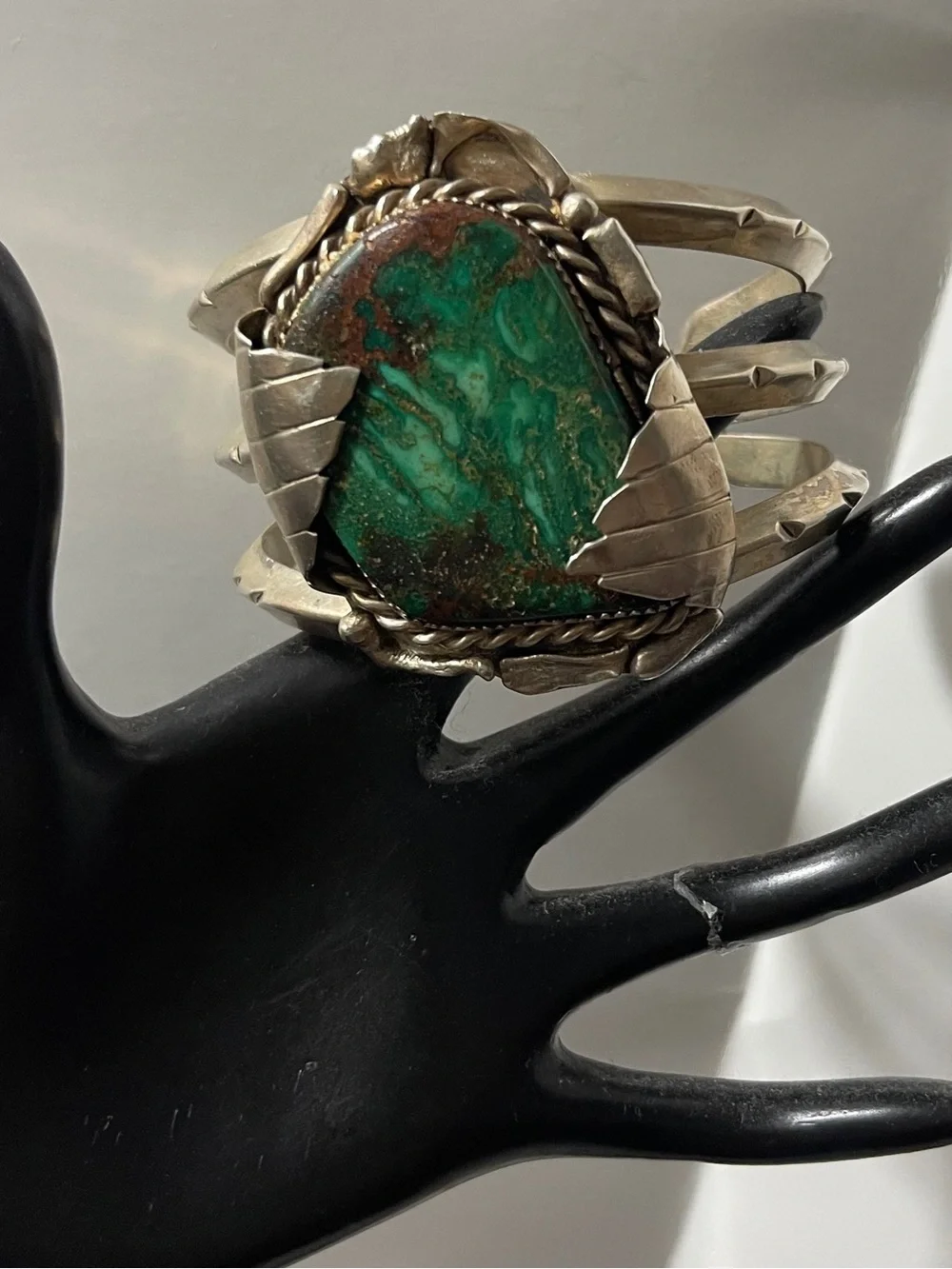 Vtge Cuff Bracelet Handcrafted Sterling Silver Natural Turquoise Green Stone